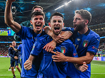 Italy romance footballing worl...